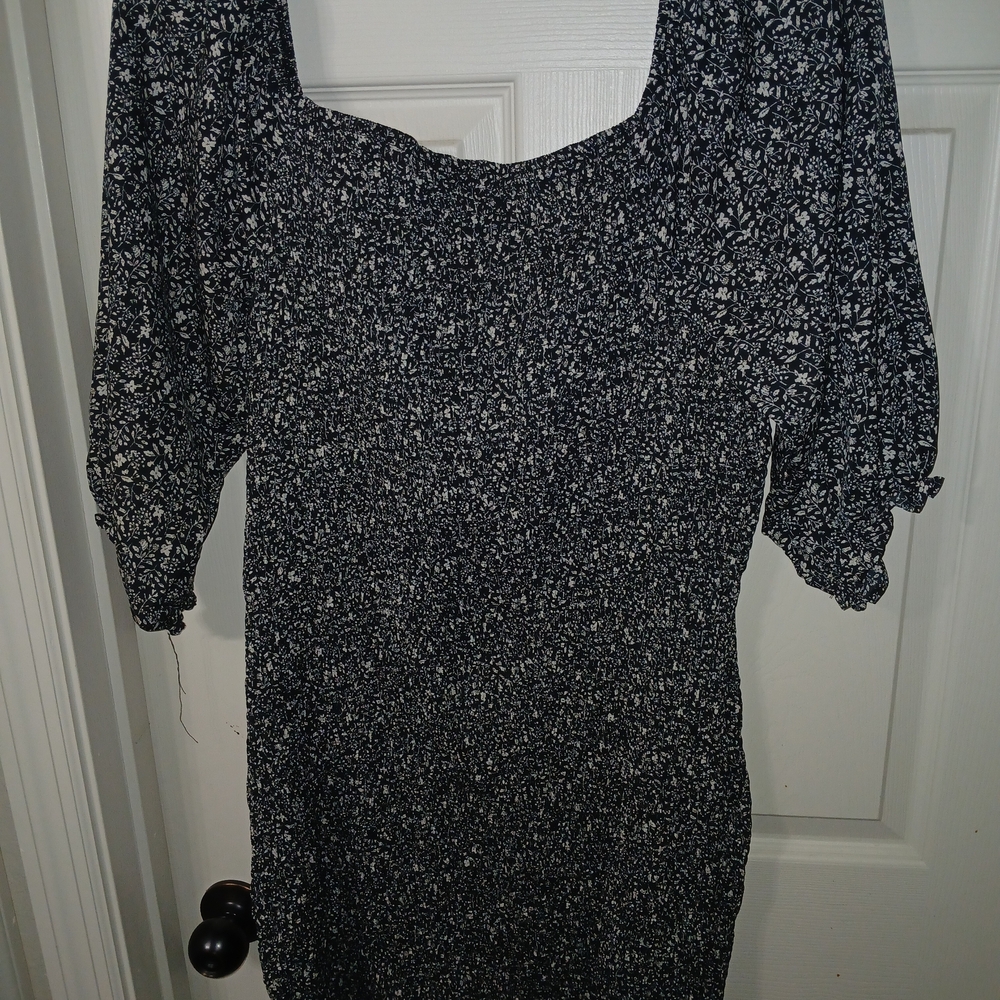Zenobia Black and White Floral Blouse